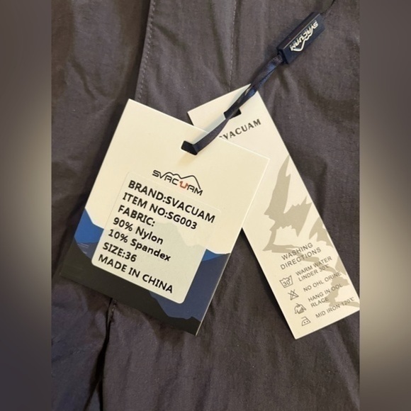 NWT - svacuam Men's Quick Dry Hiking Cargo Shorts with Zipper Pockets Sz 36 - Picture 5 of 6